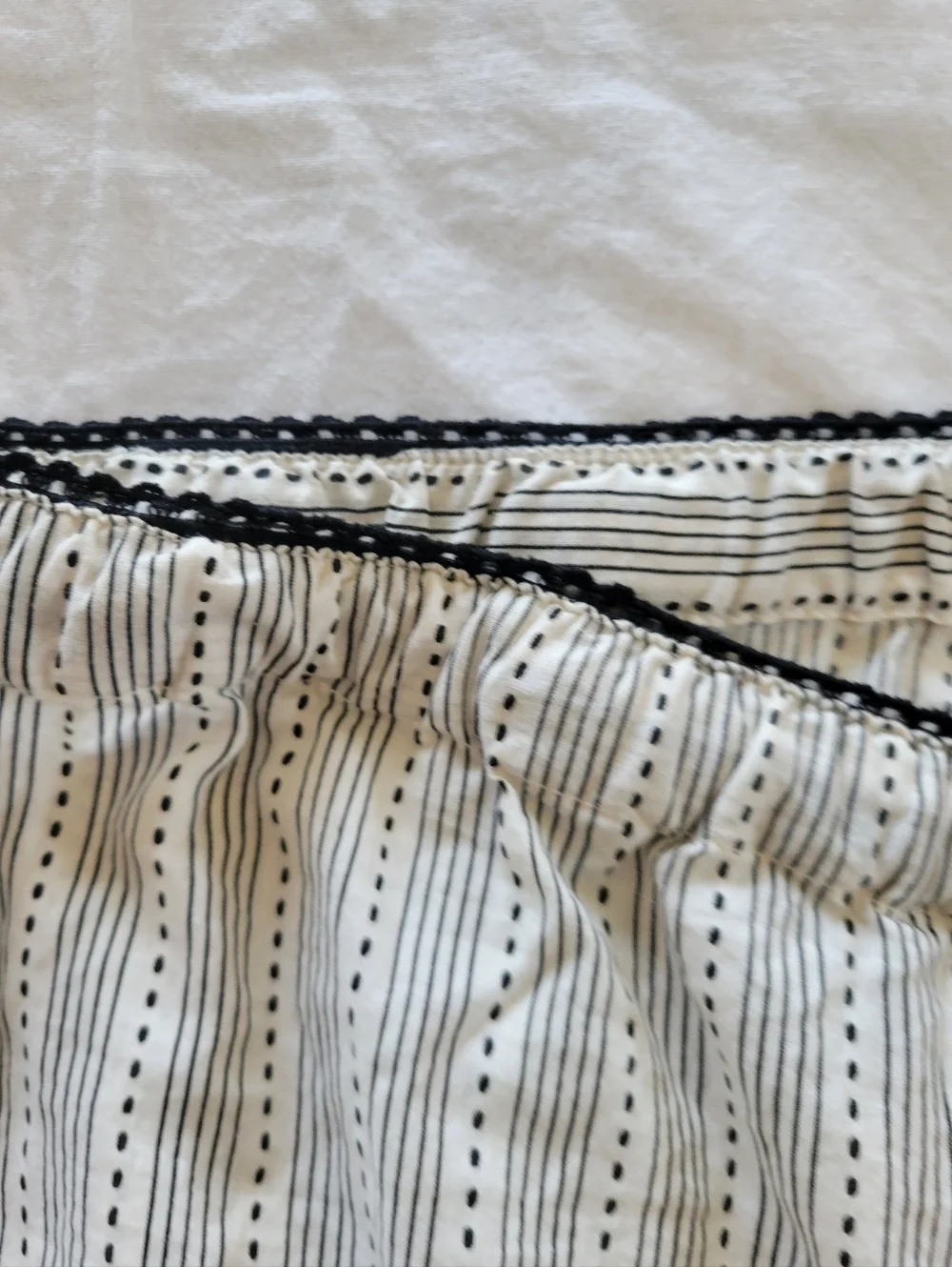 P.J. Salvage Cream & Black Striped Wide Leg Lounge Pants Size L 100% cotton - Picture 4 of 15